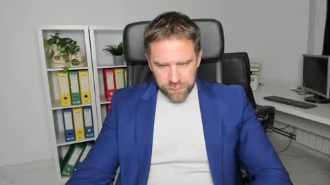 Snapshot of johnnydough82 chatting on December 2024 05:38:02 AM johnnydough82 online show from December 2024 05:38:02 AM