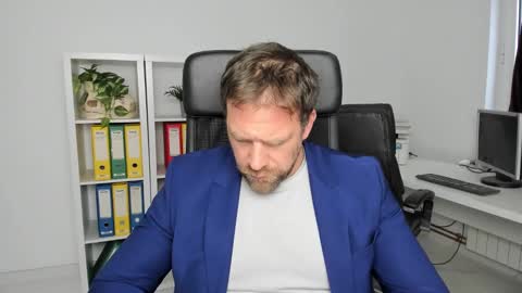 Snapshot of johnnydough82 chatting on December 2024 08:02:02 AM johnnydough82 online show from December 2024 08:02:02 AM