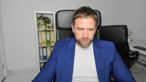 Snapshot of johnnydough82 chatting on December 2024 05:23:02 AM johnnydough82 online show from December 2024 05:23:02 AM