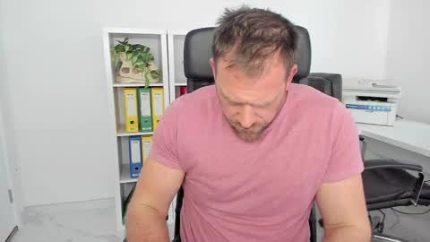 Snapshot of johnnydough82 chatting on January 2025 08:03:01 AM johnnydough82 online show from January 2025 08:03:01 AM