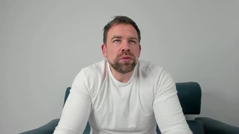 Snapshot of johnnydough82 chatting on March 2025 04:50:02 AM johnnydough82 online show from March 2025 04:50:02 AM