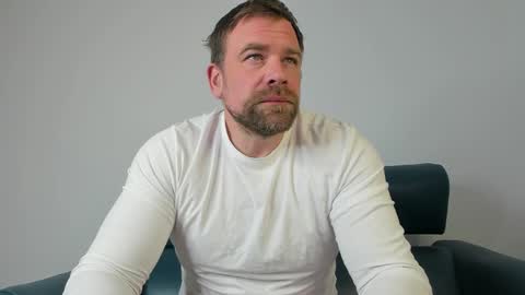 Snapshot of johnnydough82 chatting on March 2025 04:27:02 AM johnnydough82 online show from March 2025 04:27:02 AM