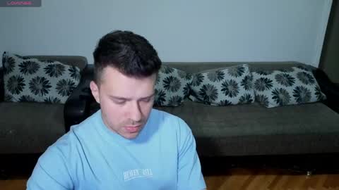 Johnny online show from April 2026 07:58:01 PM