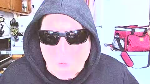 Snapshot of johnnytwain chatting on January 2026 08:36:02 PM johnnytwain online show from January 2026 08:36:02 PM