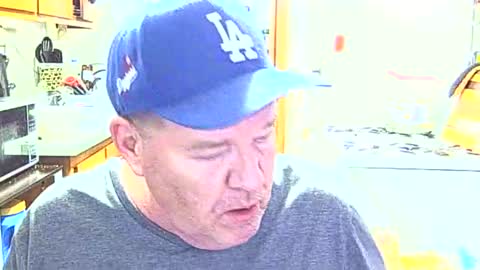 Snapshot of johnnytwain chatting on January 2026 08:41:01 AM johnnytwain online show from January 2026 08:41:01 AM