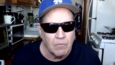 Snapshot of johnnytwain chatting on February 2026 07:39:02 PM johnnytwain online show from February 2026 07:39:02 PM