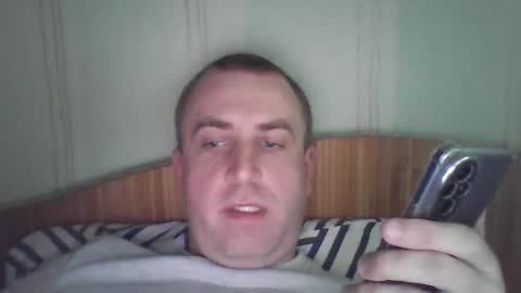 Snapshot of johnoreon chatting on April 2026 09:25:01 AM johnoreon online show from April 2026 09:25:01 AM