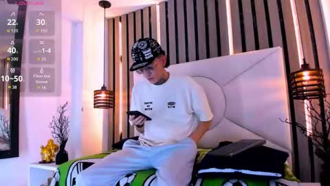 johnsonisaac94  online show from March 2026 11:51:02 PM