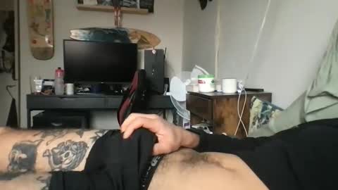 Snapshot of johntizzz chatting on December 2025 06:39:01 PM johntizzz online show from December 2025 06:39:01 PM