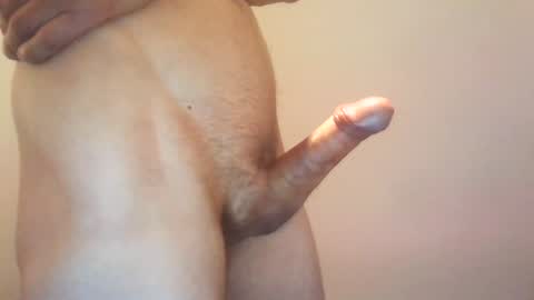 johnv_32 online show from June 2026 07:12:02 AM