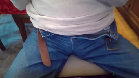 Snapshot of johnxxx549 chatting on January 2026 01:04:02 PM johnxxx549 online show from January 2026 01:04:02 PM