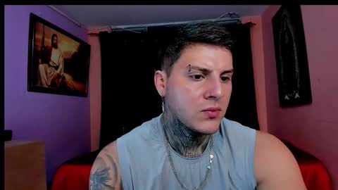 Snapshot of johny_multicum chatting on November 2025 06:47:02 AM Johny online show from November 2025 06:47:02 AM