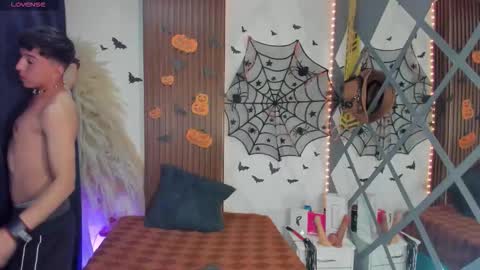 joji_spencer online show from November 2025 04:04:01 AM