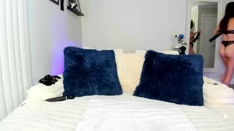 Snapshot of jojodelow chatting on September 2025 11:19:01 PM online show from September 2025 11:19:01 PM