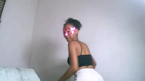 jojoolie online show from December 2025 11:27:02 AM