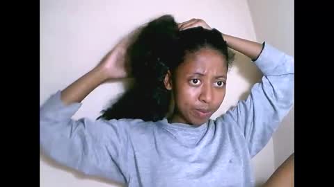 joliekah27 online show from November 2025 11:56:02 AM