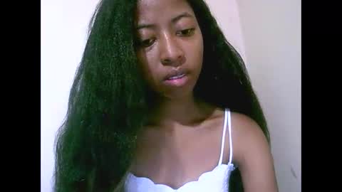 joliekah27 online show from April 2026 08:24:01 AM