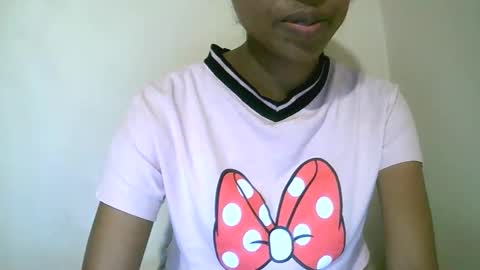 joliekah27 online show from May 2026 10:01:02 AM