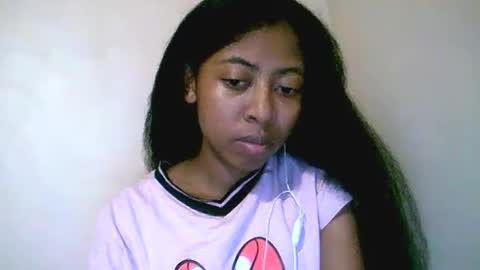 joliekah27 online show from May 2026 10:41:02 PM