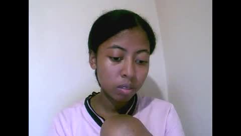 joliekah27 online show from May 2026 10:44:02 AM