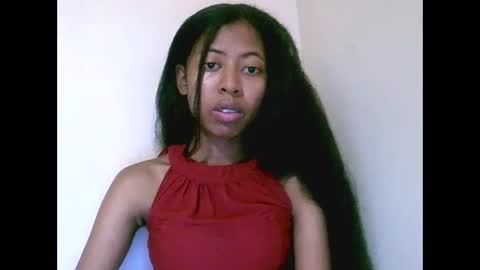 joliekah27 online show from May 2026 06:53:01 AM