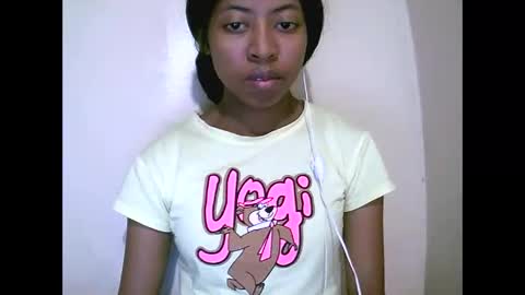 joliekah27 online show from May 2026 08:06:01 PM