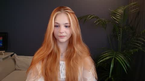 Polly  online show from January 2025 03:23:01 AM