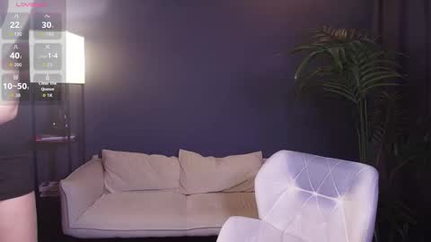 Polly  online show from February 2026 08:09:01 AM