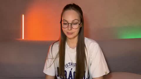 jolly_dollyy online show from February 2026 06:26:02 PM