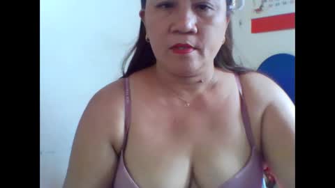 Snapshot of jolly_love1 chatting on February 2026 04:09:01 AM jolly_love1 online show from February 2026 04:09:01 AM