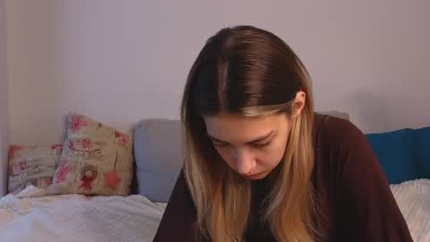 Viola online show from October 2025 11:31:01 AM