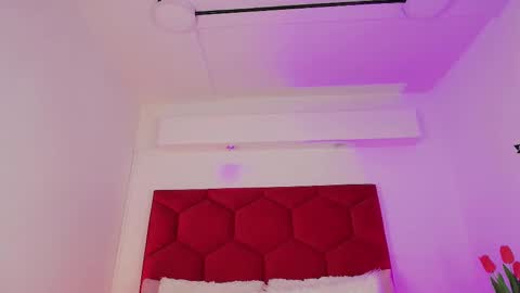 Jonas  online show from September 2025 12:38:01 PM