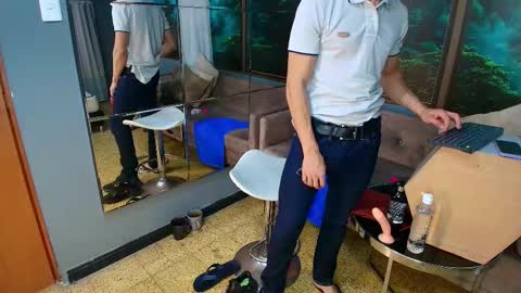 Snapshot of jonas_smith1 chatting on February 2025 10:37:01 PM Jonas online show from February 2025 10:37:01 PM