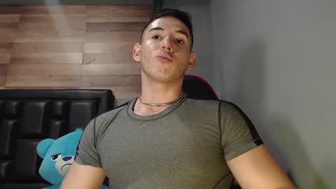 jonathancast08 online show from February 2025 05:51:01 AM