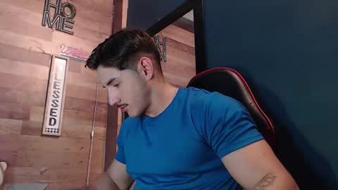 jonathancast08 online show from October 2025 09:38:01 PM