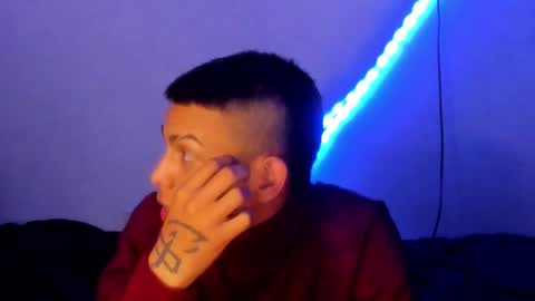 Snapshot of jonesgowther chatting on January 2025 03:09:01 AM jonesgowther online show from January 2025 03:09:01 AM