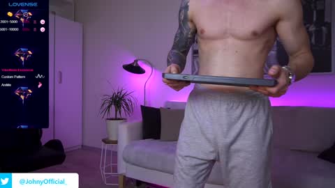 Snapshot of joni_joni18 chatting on January 2025 07:11:02 AM John online show from January 2025 07:11:02 AM