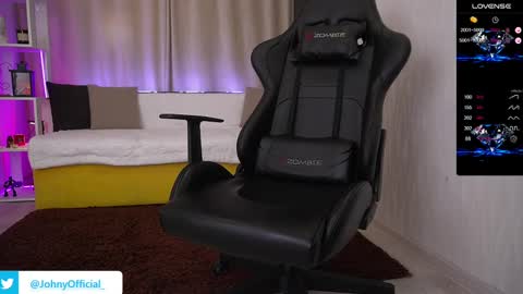 Snapshot of joni_joni18 chatting on February 2025 08:30:02 AM John online show from February 2025 08:30:02 AM