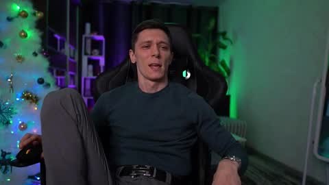 Snapshot of joni_joni18 chatting on December 2025 06:10:02 AM John online show from December 2025 06:10:02 AM