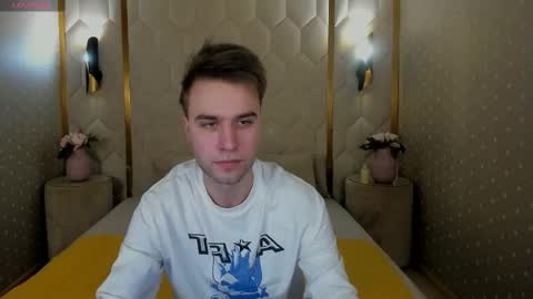 Snapshot of jonnahhell chatting on January 2026 08:45:01 PM Jonah online show from January 2026 08:45:01 PM