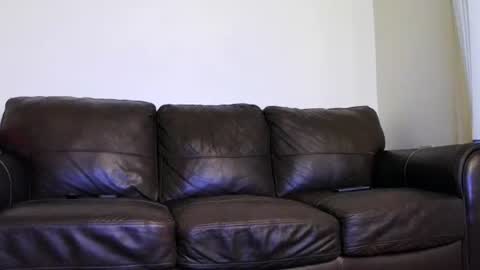 John online show from November 2025 10:36:02 AM