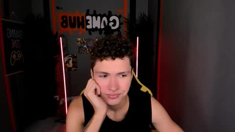 Snapshot of jonny_dark chatting on October 2025 10:38:02 AM Jonny online show from October 2025 10:38:02 AM