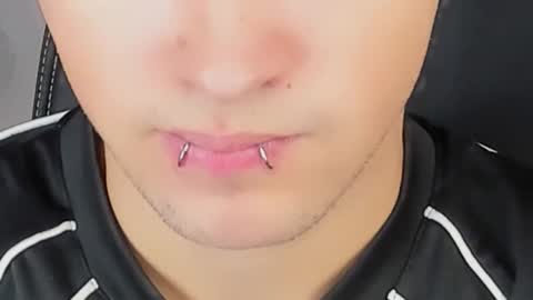 Snapshot of jonny_dark chatting on November 2025 10:26:01 AM Jonny online show from November 2025 10:26:01 AM