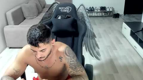 jonnyporn1 online show from September 2025 11:06:02 PM