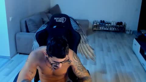 jonnyporn1 online show from October 2025 07:33:01 PM