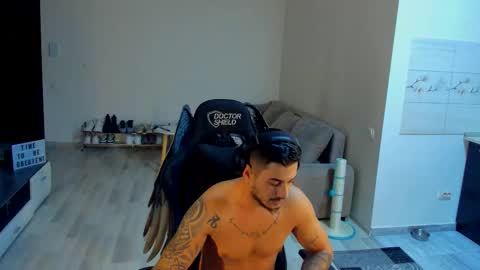 jonnyporn1 online show from November 2025 04:55:02 AM