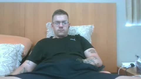 jonoy1995 online show from December 2024 12:41:01 AM