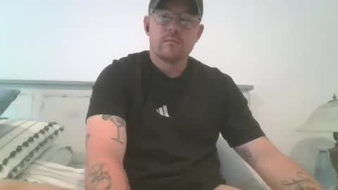 jonoy1995 online show from November 2025 10:19:02 PM