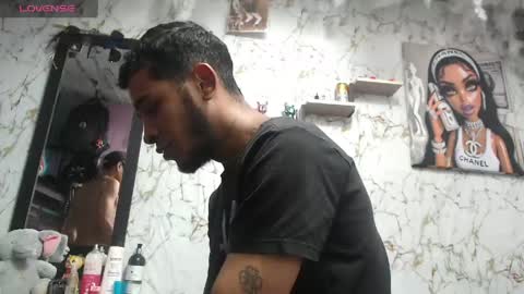 jordanandandrew online show from April 2026 06:17:02 PM