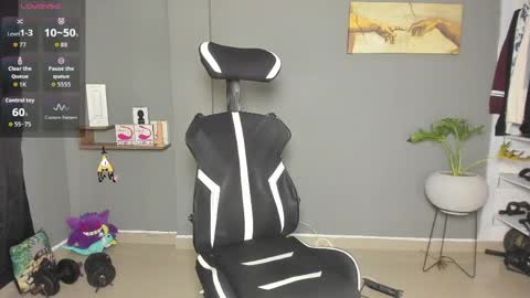 JordanRossie online show from April 2026 03:42:02 PM